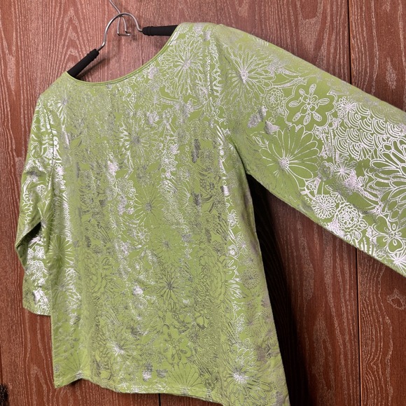 Susan Graver Green Silver Floral 3/4 Sleeve Boat Neck Cotton Spandex Top Medium - Picture 6 of 7